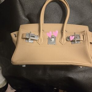 Elegant Tan Satchel Bag